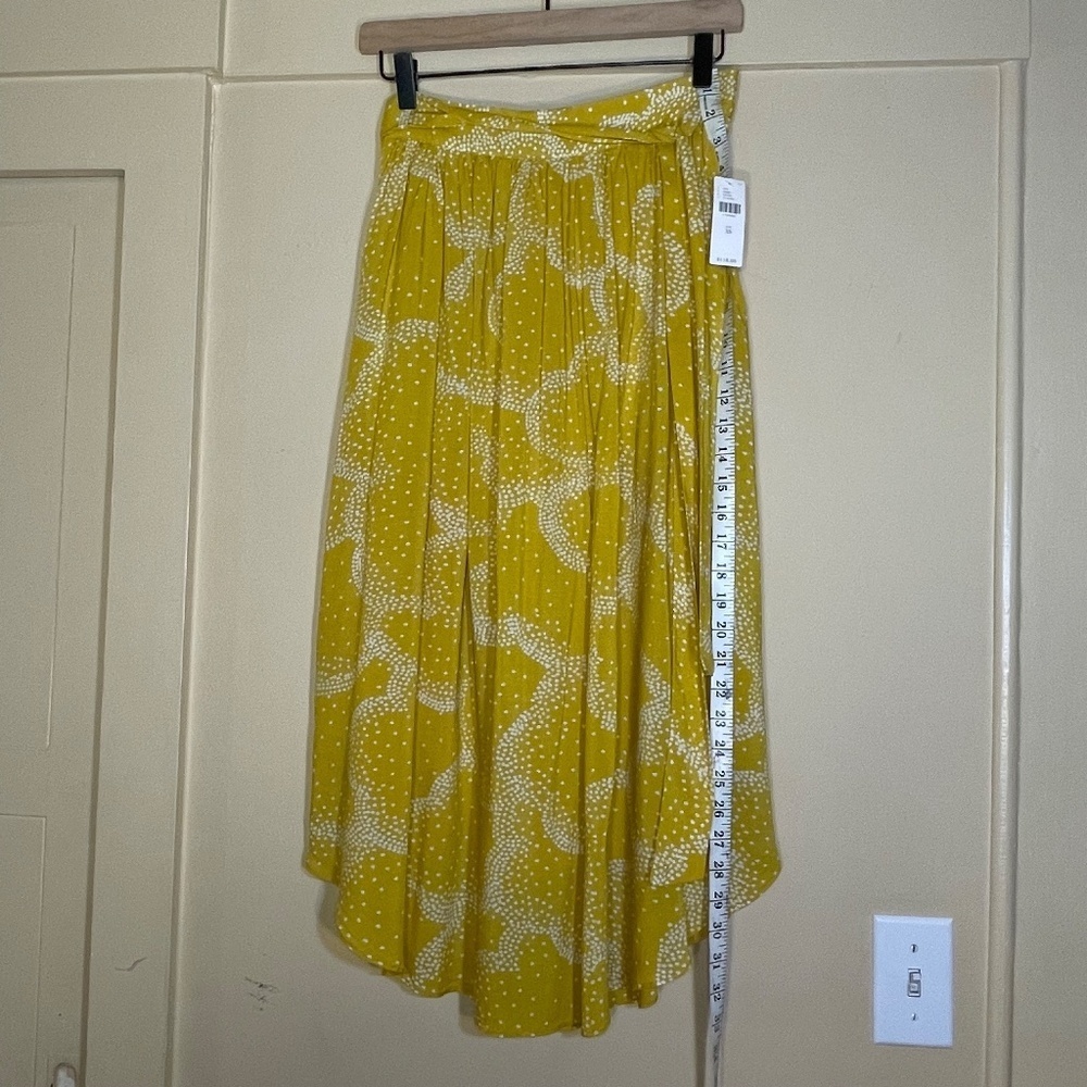 Anthropologie Yellow and White Skirt - Picture 10 of 10